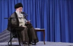 لدى استقباله طلبة وأساتذة الحوزات العلمية

قائد الثورة: مسؤولية الحوزة العلمية هي تربية علماء دين لتحقيق الإسلام في كافة شؤون المجتمع
 2