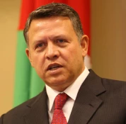 تحلیلگر روزنامه صهیونیستی هآارتض مطرح کرد؛

ترس ازانقلاب مردمی اردن علت مخالفت الثانی با "معامله قرن" است/ برکناری یک باره وزراء اردنی پیام مهمی را برای آمریکایی ها در بردارد
 2