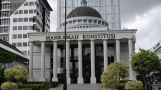 Ketua MK: Mahkamah Konstitusi Independen !