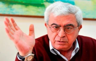 الیاس خوری در گفت وگو با خبرنگار قدسنادر بیروت: 

واقعیت های بیشماری درباره فلسطین وجود دارد که باید آن را در قالب داستان، شعر و قصه روایت کرد 2