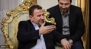 در تایید خبر روز گذشته قدسنا

 هیات حماس وارد تهران شد/ ارگان رسانه ای حماس: این سفر در شرایط منطقه ای حساسی صورت گرفته است