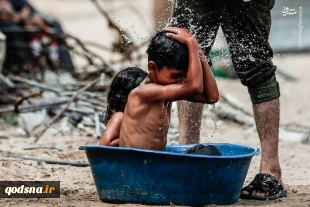 عکس/ آبتنی کودکان فلسطینی 2