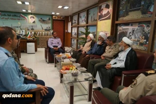 به مناسبت سالروز نیروی پدافند هوایی؛

رئیس سازمان عقیدتی سیاسی ارتش با امیر سرتیپ صباحی فرد دیدار کرد