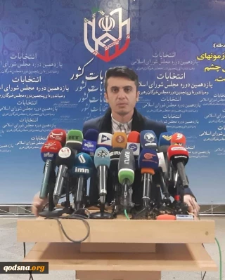 پیمان نوشادی، سرلیست ائتلاف جوانان انقلابی مجلس یازدهم، ثبت نام کرد