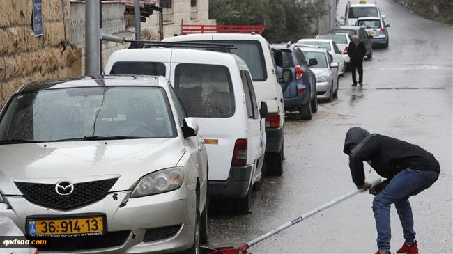 Israeli settlers vandalize more than 160 Palestinian vehicles in East Jerusalem al-Quds
 2