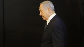 Netanyahu to ask parliament for immunity from corruption charges