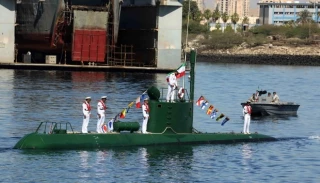 امیر فاضل نیا:

زیردریایی غدیر قابل کشف و رهگیری نیست