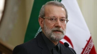 لاریجانی:

ادامه محاصره غزه ماهیت ضد بشری اسرائیل را نشان می دهد