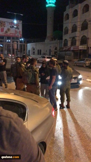 نقض حقوق بین الملل توسط رژیم صهیونیستی؛

شهرک نشینان با حفاظت شدید نظامیان اسراییلی وارد مناطق فلسطینی شدند