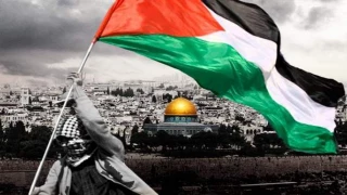 تحولات فلسطین و منطقه در آستانه روز جهانی قدس؛

کارشناس مسائل منطقه: اگر روزی به نام قدس نبود فلسطین و قدس هر دو فراموش می شد!