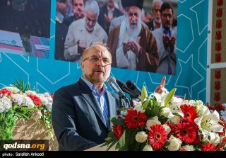 در سخنرانی در جوار گلزار شهدای کرمان؛

قالیباف: باتدبیر سردار سلیمانی، اسرائیل در جنگ ۳۳ روزه یک متر هم نتوانست به خاک لبنان تجاوز کند