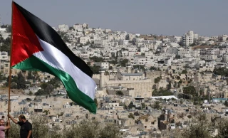 Contradictory behavior of the EU over annexation of West Bank and Crimea