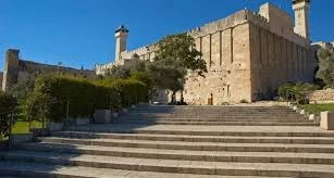 Palestinian MP condemns Israel’s theft of part of Al-Ibrahimi Mosque
