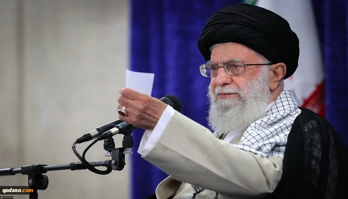 قائد الثورة الاسلامیة یدین اساءة صحیفة فرنسیة للوجه المشرق والمقدس للرسول الاکرم (ص)

إهانة المجلّة الفرنسیّة للرّسول الأعظم ترمی إلى حرف الأذهان عن مخططات أمریکا والکیان الصهیونی لغرب آسیا 2