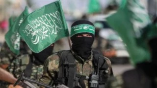 جنبش حماس :

مقاومت تا آزادی تمام اسیران هرگز آرام نخواهد گرفت/ به اشغالگران درباره جان اسیران خود هشدار می‌دهیم