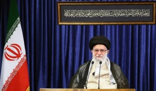 قائد الثورة الإسلامية: غضب المسلمين ازاء الاساءة للرسول الاكرم (ص) يدلل على حيوية الامة الاسلامية