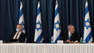 Zionist regime headed for early elections as Gantz-Netanyahu coalition falls apart