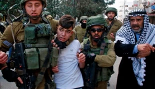 عضو ارشد جنبش مقاومتی حماس:

عادی‌سازانِ روابط در جنایات صهیونیسم علیه فلسطینیان شریک هستند 2