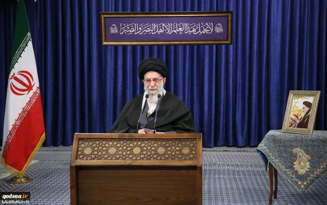رهبر انقلاب اسلامی ؛

همه تحریم ها باید برداشته شود/ حضور ایران در منطقه ثبات آفرین است/قدرت موشکی ایران بازدارنده است 2