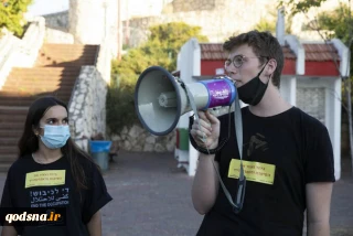 Pro-Palestine teenagers defy Israeli military