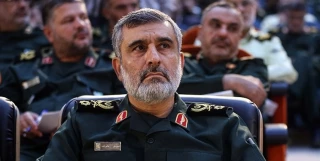 سردار حاجی‌زاده:

ارتش و سپاه در کنار هم هویت پیدا می‌کنند/ دلیل مخالفت رهبری با خرید تجهیزات نظامی