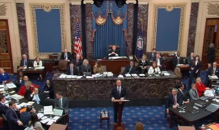 Trump impeachment lawyer wears kippah on Senate floor