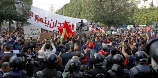 Dozens injured during protests marking 27th anniversary of Ibrahimi Mosque massacre