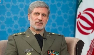 وزير الدفاع الايراني: صناعتنا الجوية تجاوزت الصعاب وتمتلك تكنولوجيا متطورة