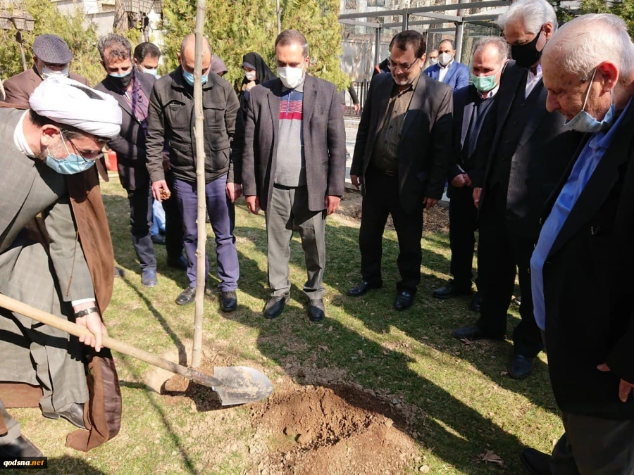 Palestinian officials, activists support resistance movement on Arbor Day 4