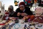Handicraft exhibition held in Gaza City 4