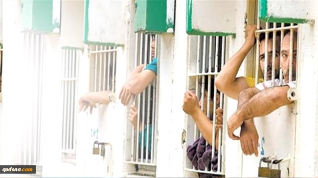 The Islamic Jihad movement and the Popular Front for the Liberation of Palestine held a sit-in in solidarity with thousands of Palestinian prisoners in Israeli jails.