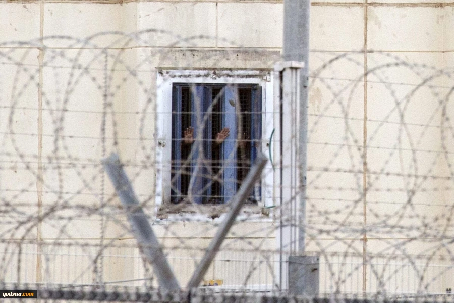 Palestine called on the international community and signatories of the Geneva Conventions to assume their responsibilities towards protecting Palestinian detainees in Zionist regime’s prisons, Anadolu Agency reports.