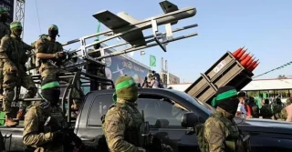 Hamas fighters display weapons in Gaza after truce with Israel - video