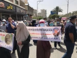 اللاجئون الفلسطينيون يطالبون مدير عمليات الاونروا في غزة بالرحيل 2