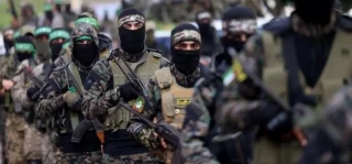 منابع آگاه فلسطینی:

 رژیم صهیونیستی در برابر مقاومت فلسطین عقب‌نشینی کرد