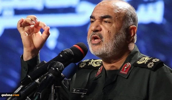 قائد الحرس الثوري: الاميركيون تعودوا على تلقي الهزيمة من الشعب الايراني 2