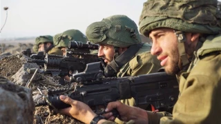 Ex-cmdr says Zionist regime on verge of collapse