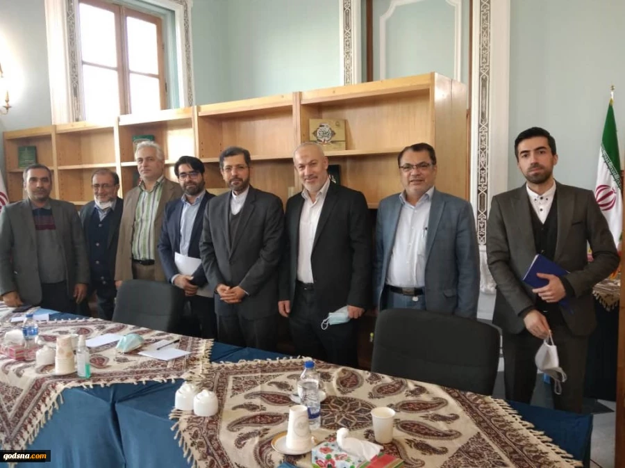 لقاء المتحدث باسم الخارجية الإيرانية مع اعضاء مجلس امناء الاتحاد الدولي للشباب واليافعين المناهضين للاحتلال 2