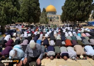 نماز جمعه این هفته مسجد الاقصی با مشارکت 40 هزار فلسطینی برگزار شد