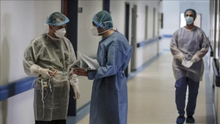 Health Ministry in Gaza Strip warns Omicron could overwhelm soon