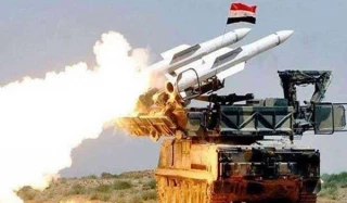 الدفاعات السورية تتصدى لعدوان صاروخي إسرائيلي على محيط دمشق