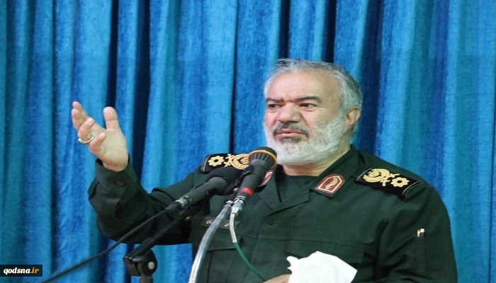 العميد فدوي: حماية الثورة الاسلامية لا تعرف الجغرافيا
 2