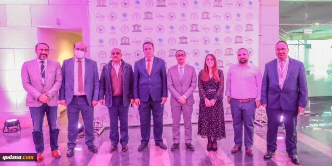 في يوم الأرض: اللجنة الوطنية وكرسي اليونسكو لحقوق الإنسان تقيمان أمسية ثقافية “الفن مرآة لثقافة مستمرة” 2