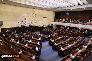 Israeli government loses majority as coalition chair steps down