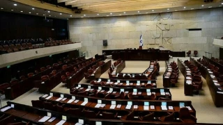 Israel seeks to cut benefits to families of Palestinian martyrs
