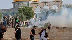 leading Christian urges all Palestinians to defend Al-Aqsa Mosque