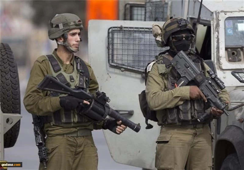 اقتحام قرى ومدن في الضفة والقدس واعتقال عدد من الفلسطينيين
 2