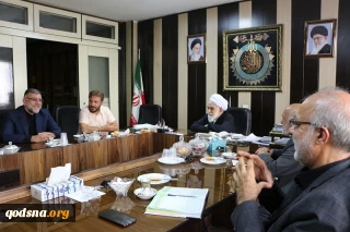با حضور آیت اله اختری؛

بازیگر نقش های حماسی به عنوان سفیر بنیاد بین المللی عاشورا در پیاده روی اربعین معرفی شد