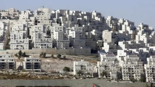 Zionist regime approves construction of 7,000 illegal settler units in West Bank