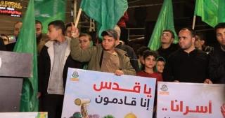 Angry Palestinian protests against Aqsa attacks